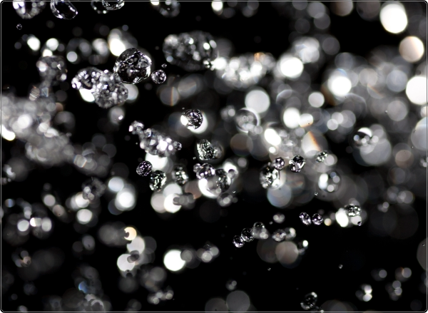 Druppels zwart laptop sticker 17 inch