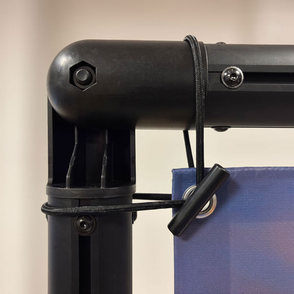 Hoekmontage spandoek TRUZZ