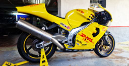 DHL Express op motor